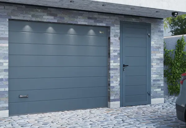 Скидка 50% на боковые двери для гаража