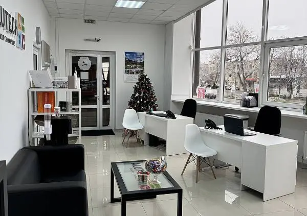 Подарки в честь открытия шоу‑рума в Пятигорске